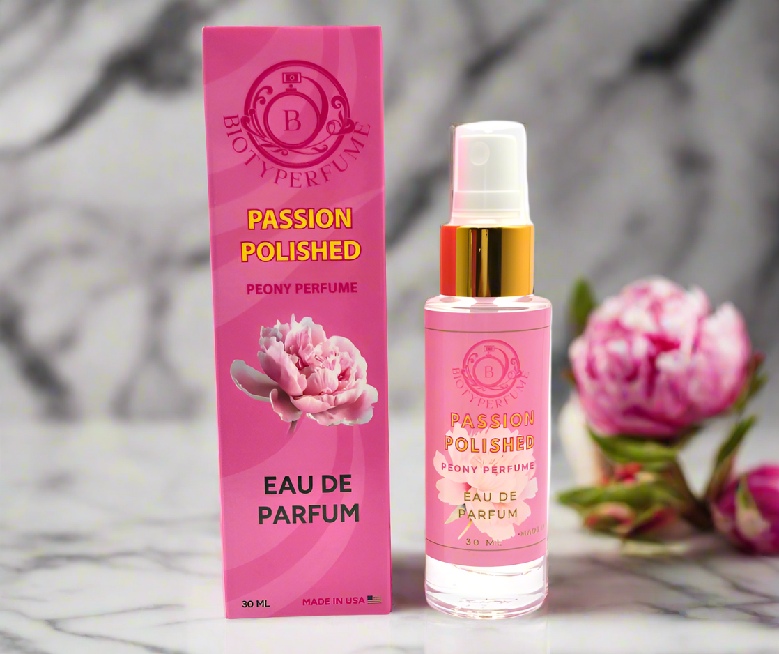 Passion Polished Perfume 
Refreshing Floral Peony and Berry scent/ Long Lasting (30ml)